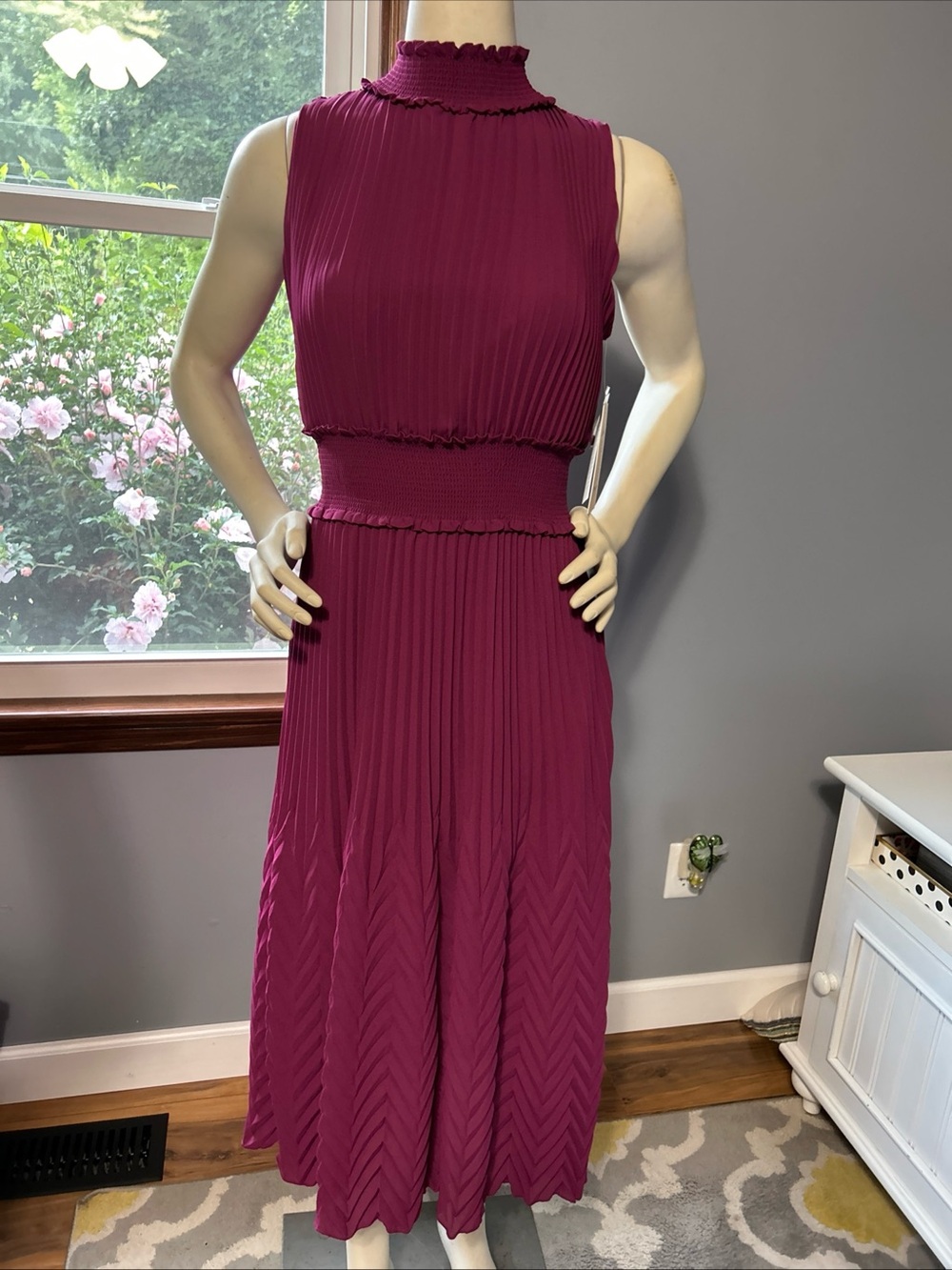 Nanette Lepore Women’s Sz 2 Pleated Midi Dress Bali Orchard Wedding Guest New